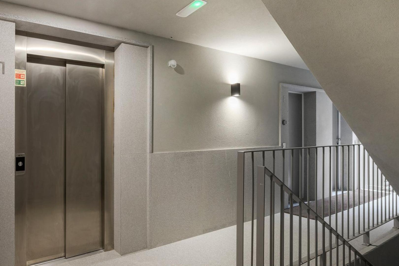 شقة Guestready - Trendy Getaway In The Heart Of بورتو المظهر الخارجي الصورة